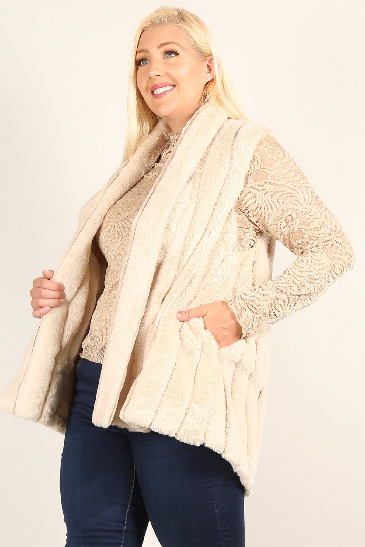 Plus Size Faux Fur Vest Jacket