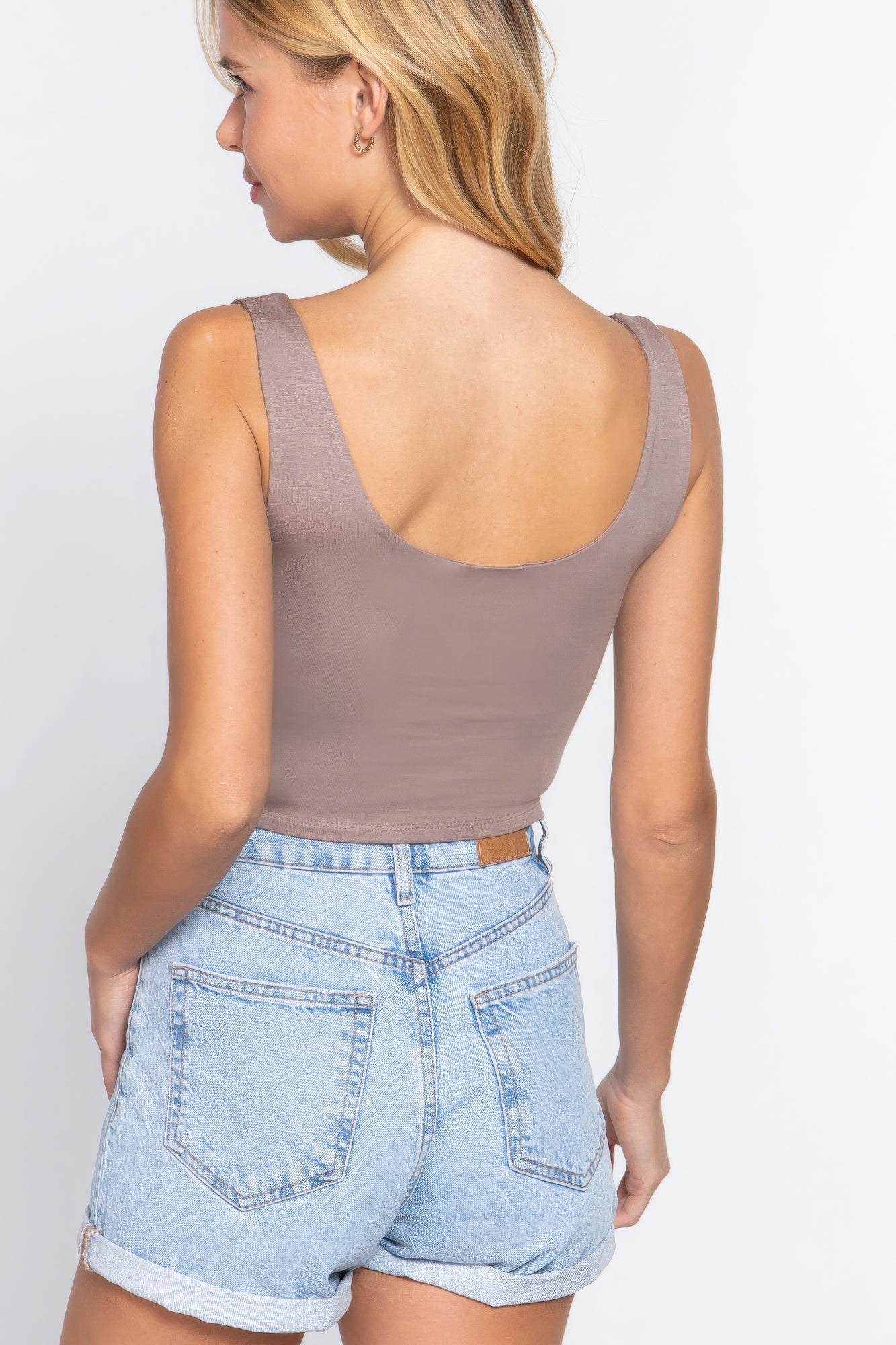 Scoop neck top