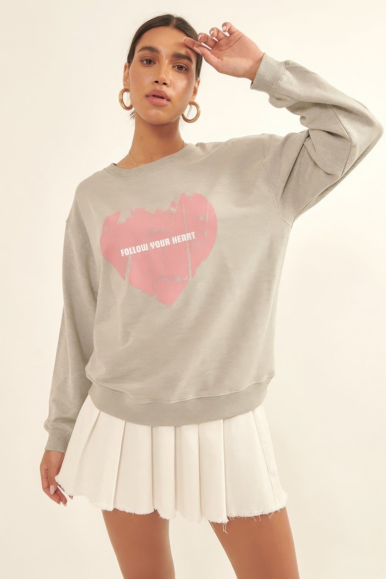 Vintage heart graphic sweatshirt