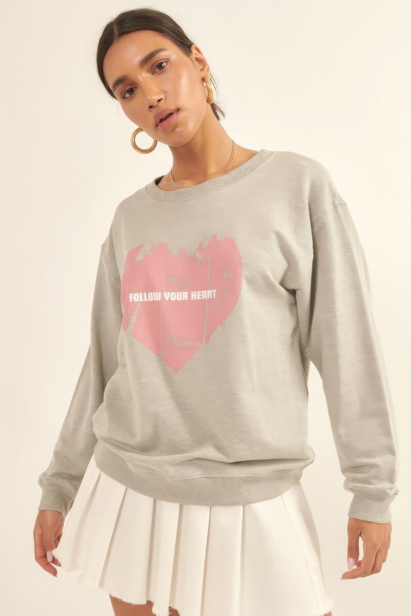 Vintage heart graphic sweatshirt