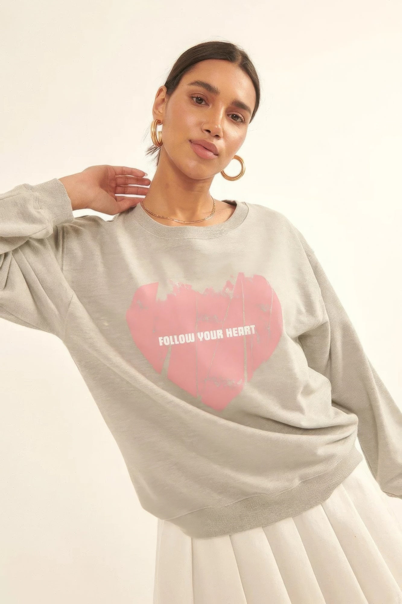 Vintage heart graphic sweatshirt