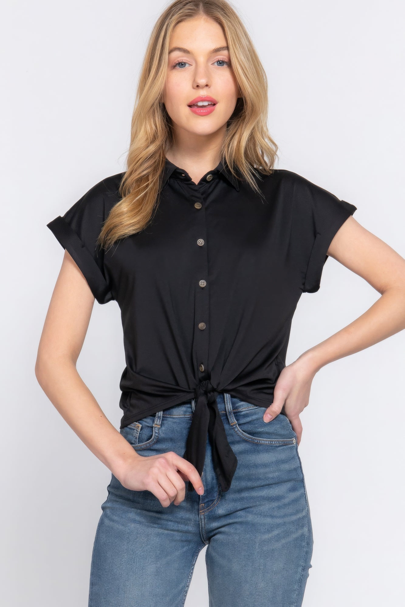 Front tie top