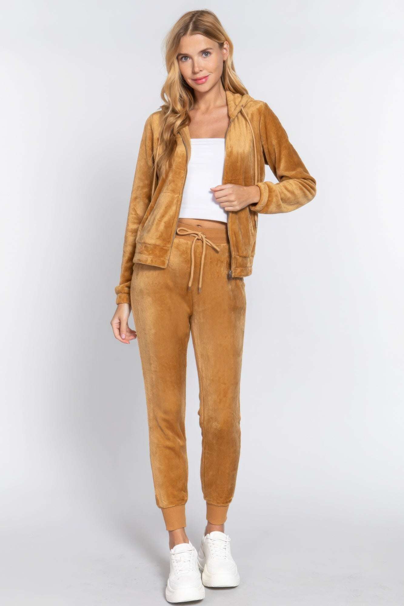 Faux Fur Jacket & Jogger Pants Set - The Diva Goddess