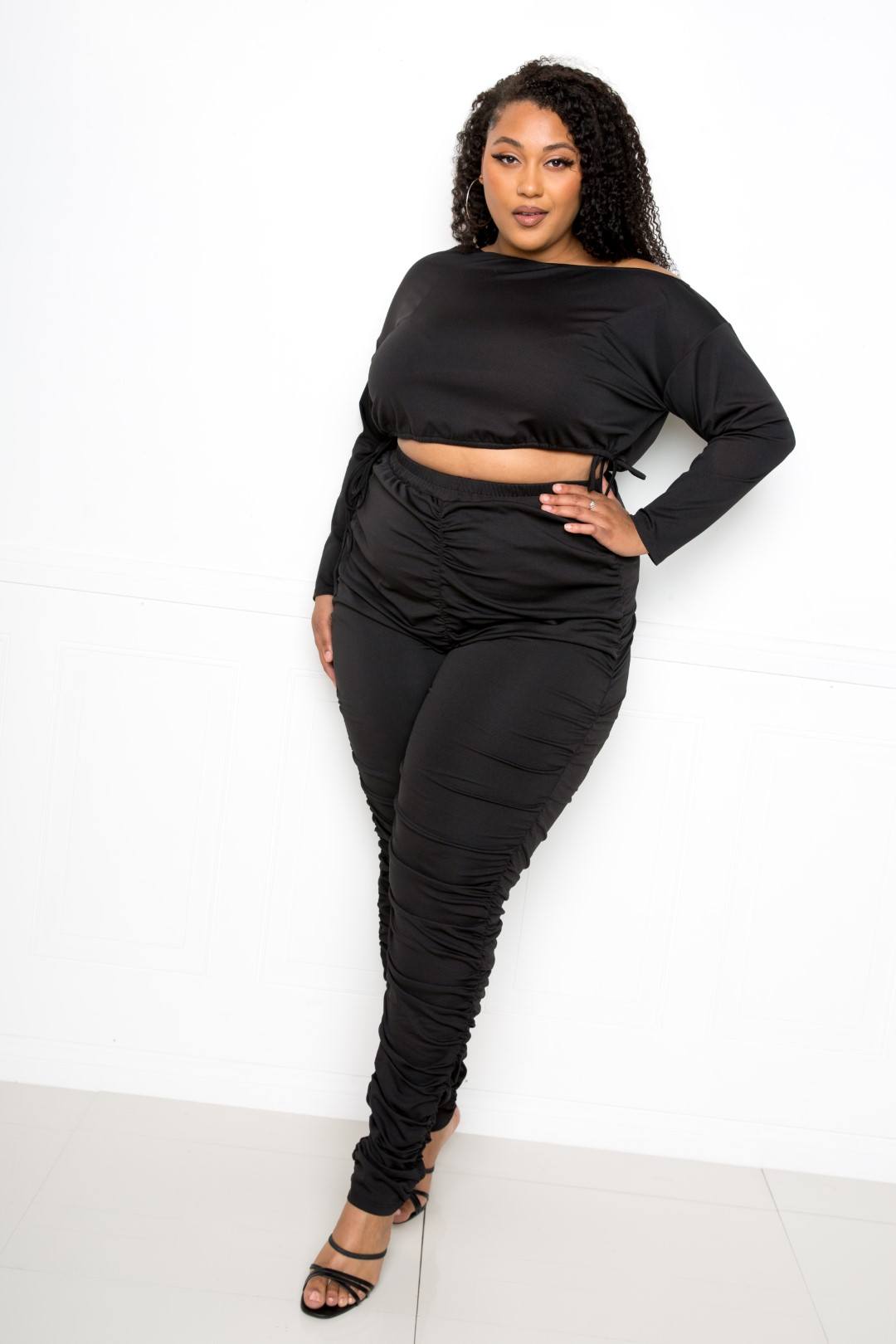 Off Shoulder Cropped Top And Ruched Leggings Sets - The Diva Goddess