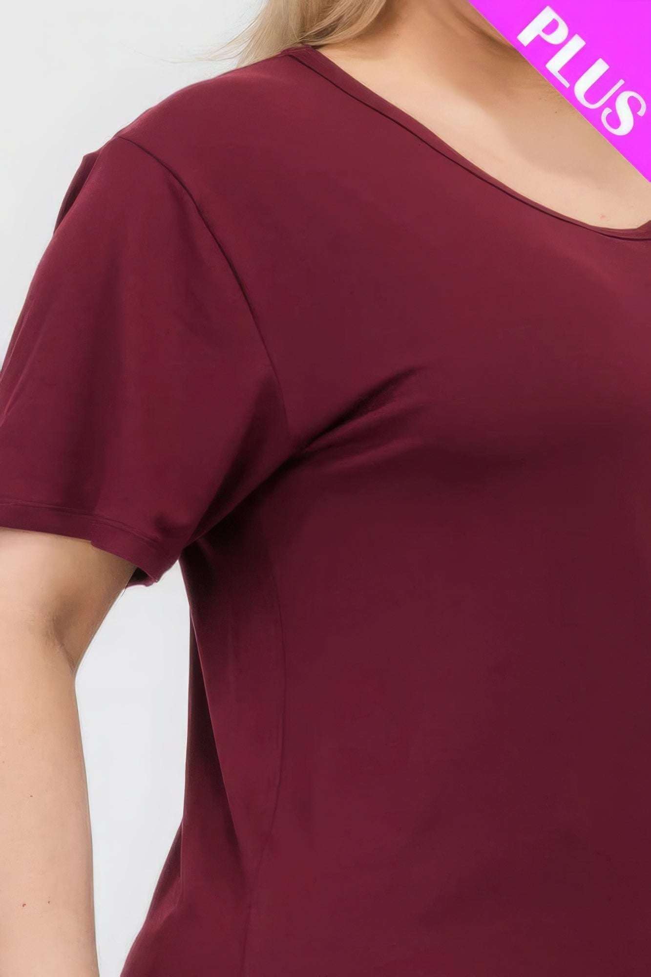 Plus Size Basic Short Sleeve T-shirt - The Diva Goddess