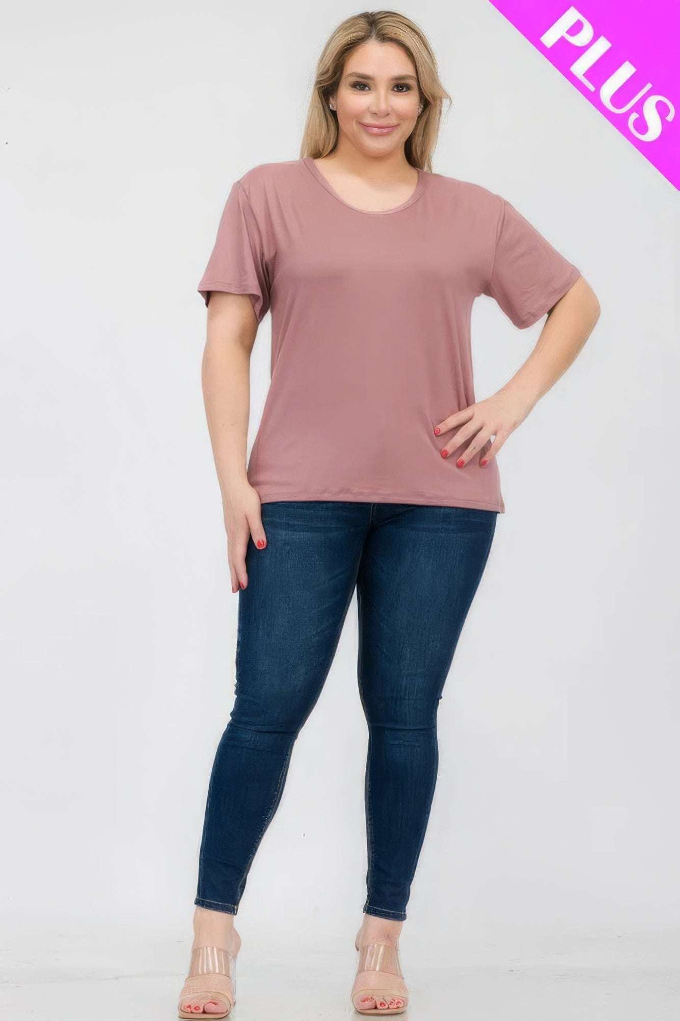 Plus Size Basic Short Sleeve T-shirt - The Diva Goddess