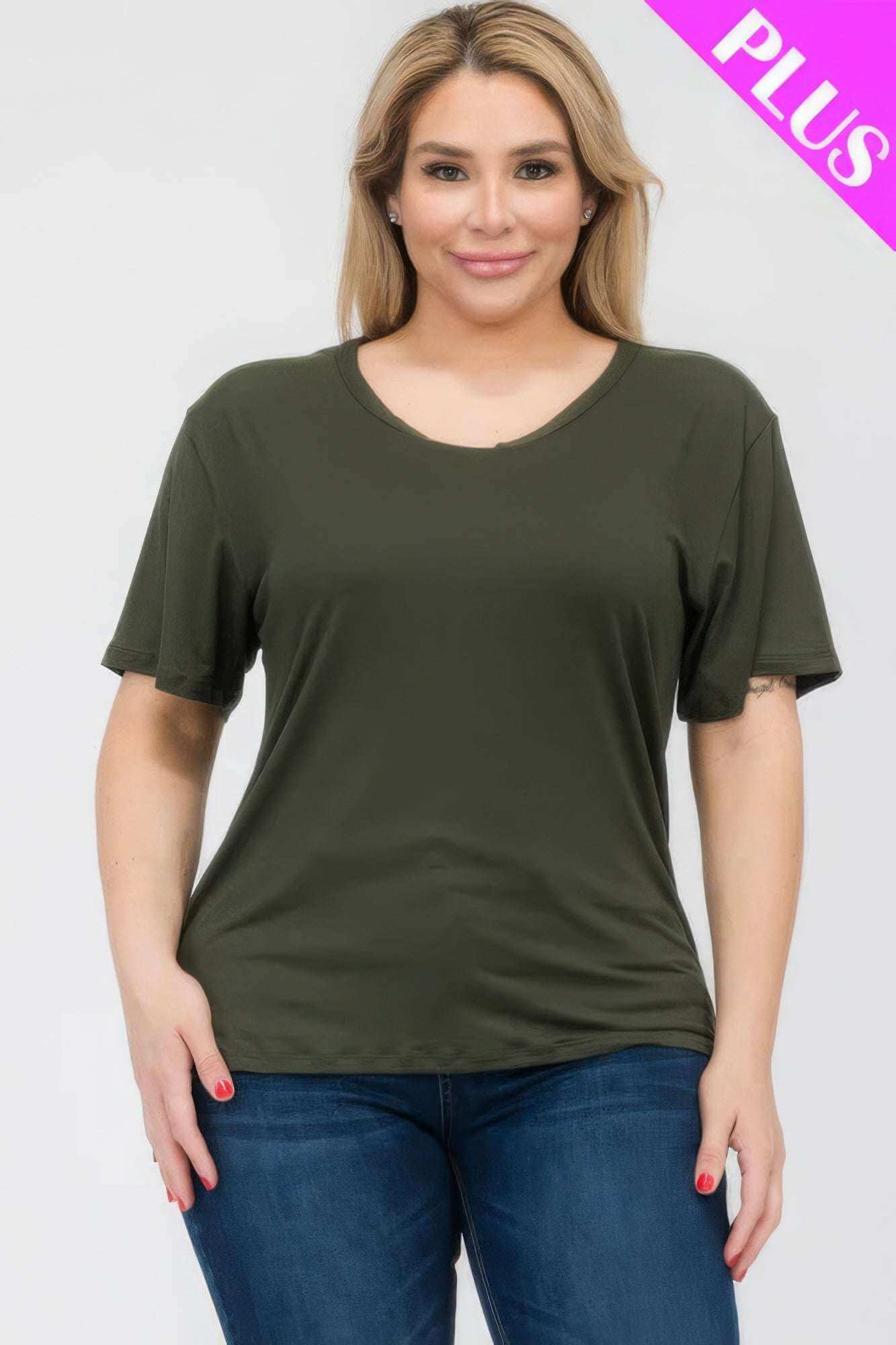 Plus Size Basic Short Sleeve T-shirt - The Diva Goddess