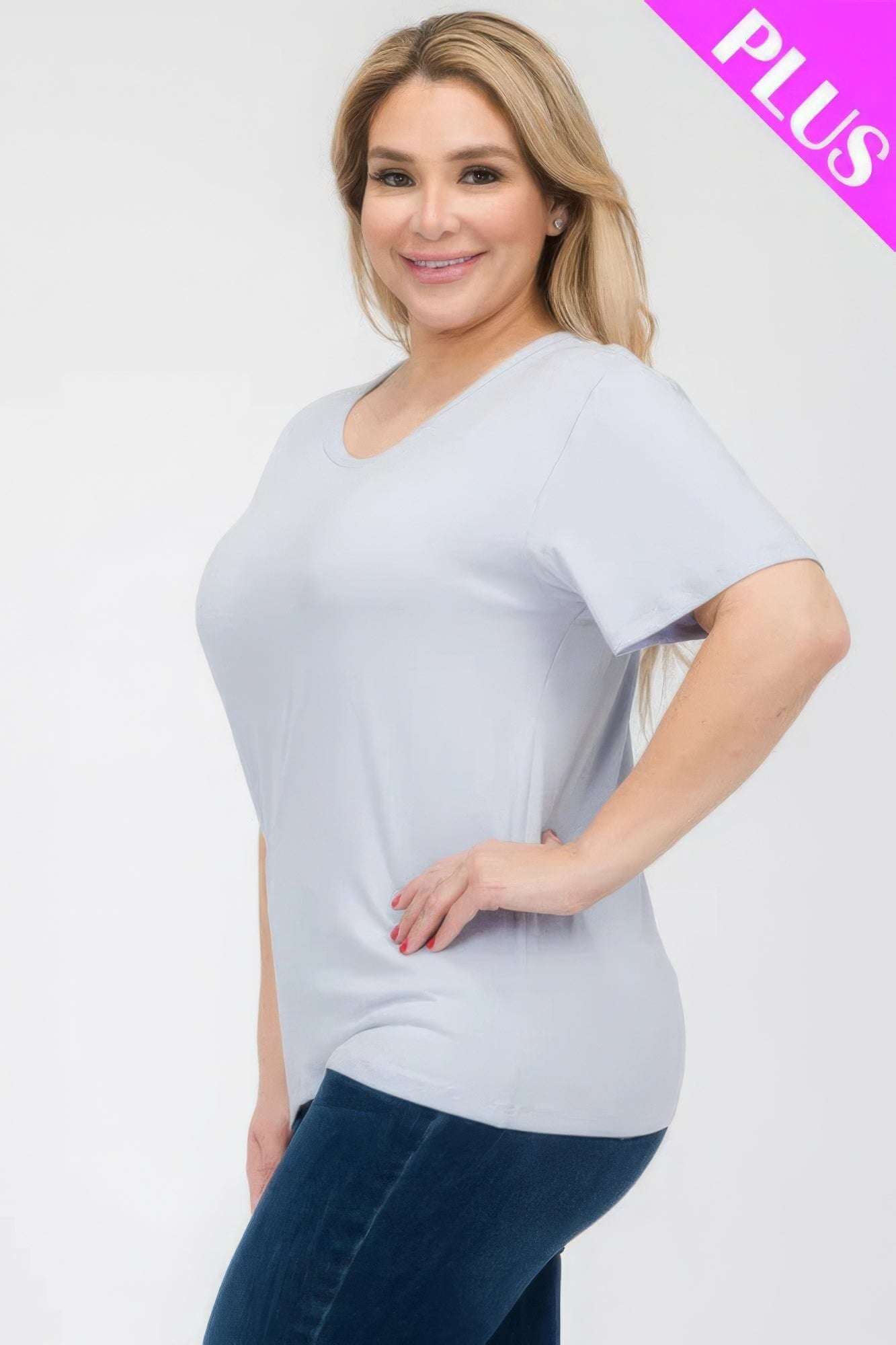 Plus Size Basic Short Sleeve T-shirt - The Diva Goddess