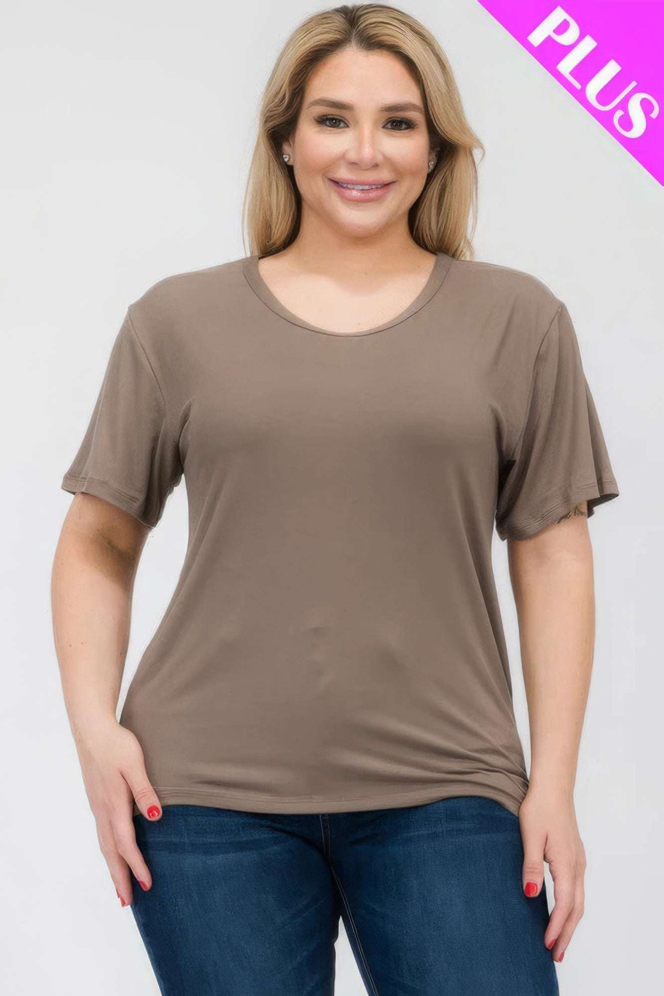 Plus Size Basic Short Sleeve T-shirt - The Diva Goddess