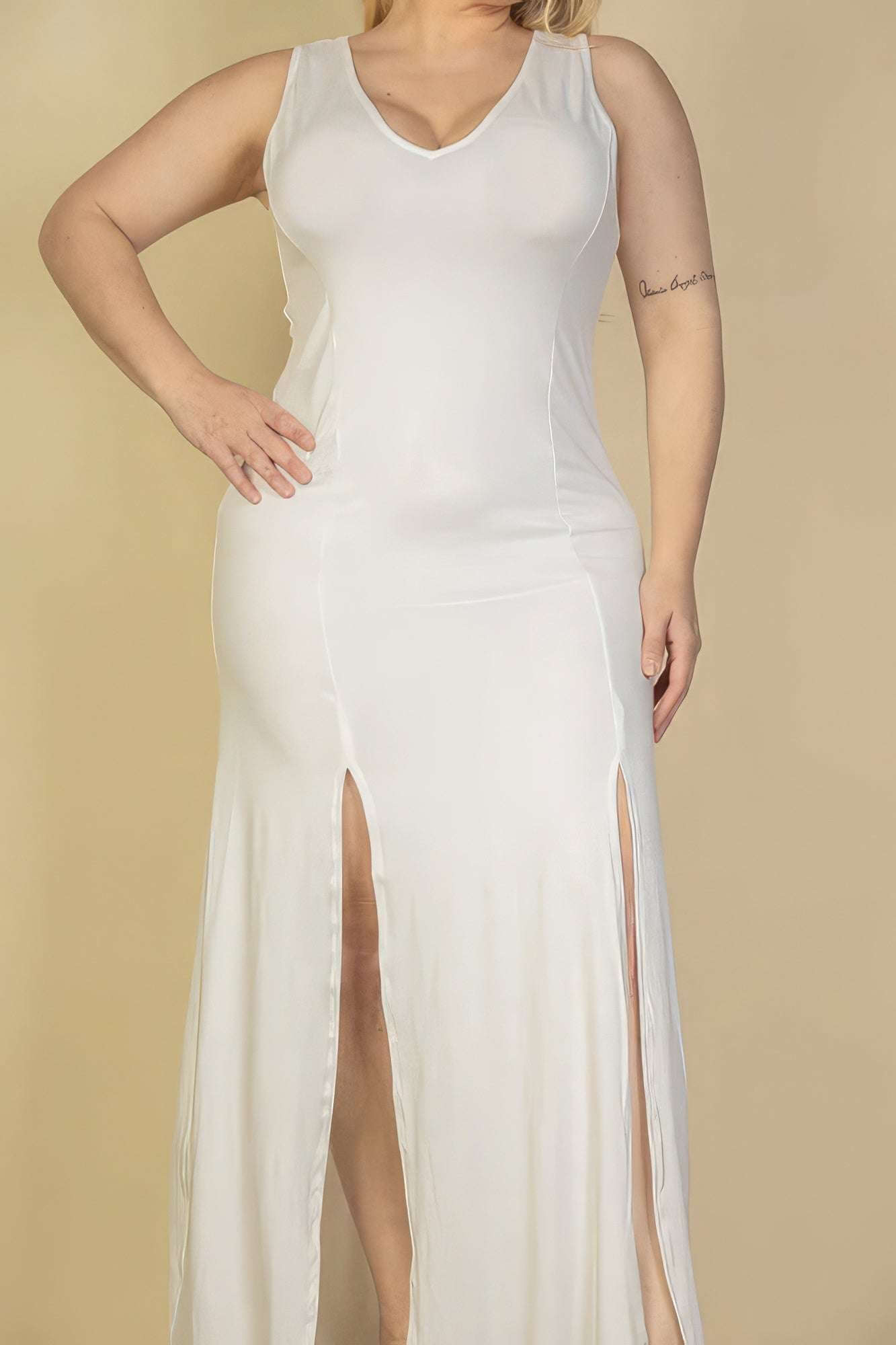 Plus Size Plunge Neck Thigh Split Maxi Dress - The Diva Goddess