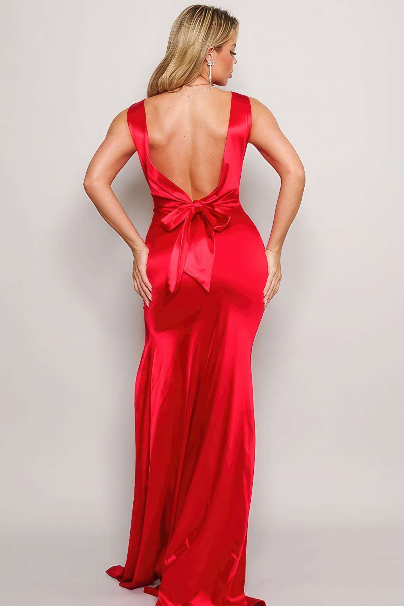 Sleeveless Deep V Low Back Bow Maxi Dress - The Diva Goddess