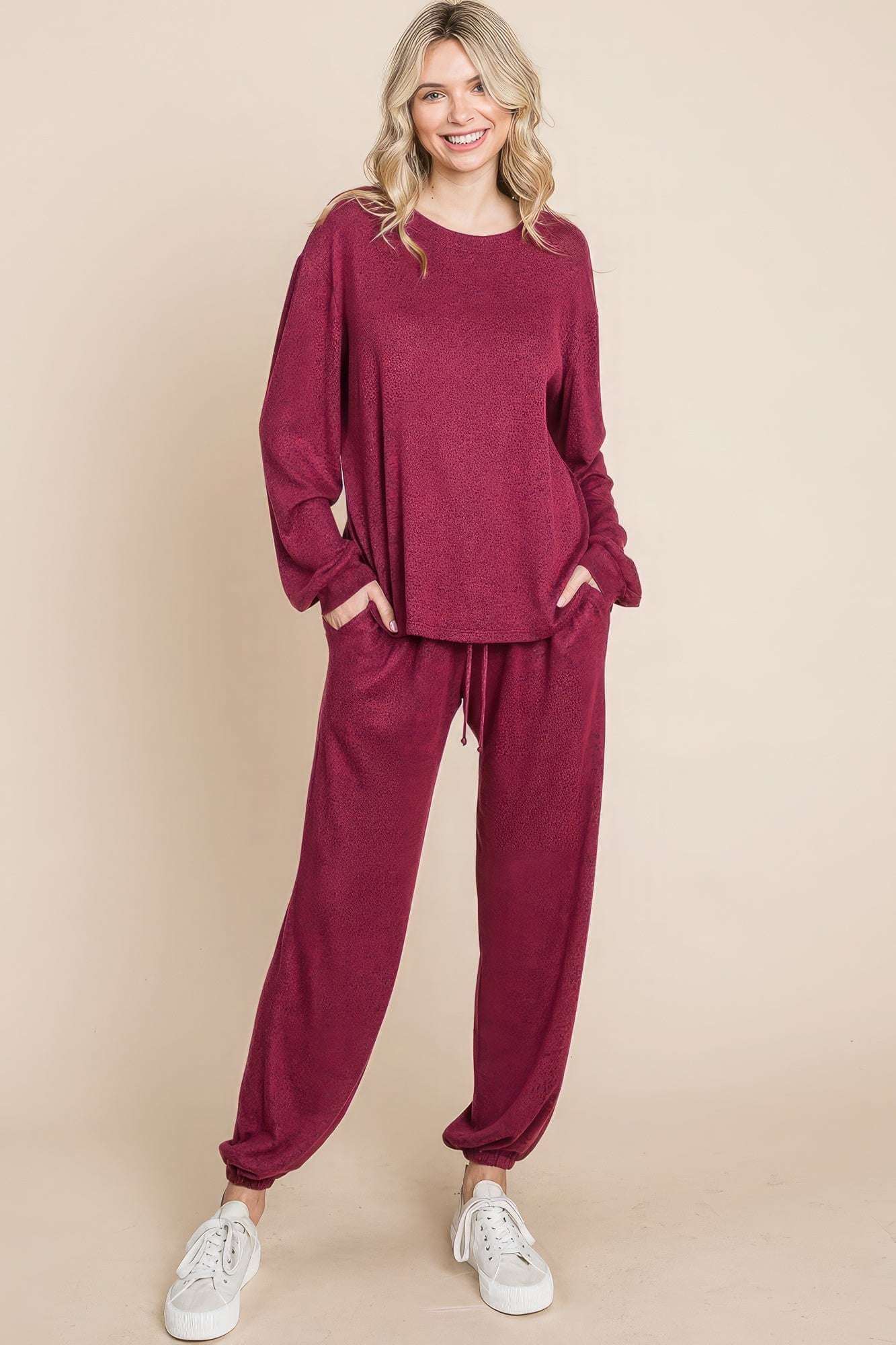 Two Tone Solid Warm And Soft Hacci Brush Loungewear Set - The Diva Goddess